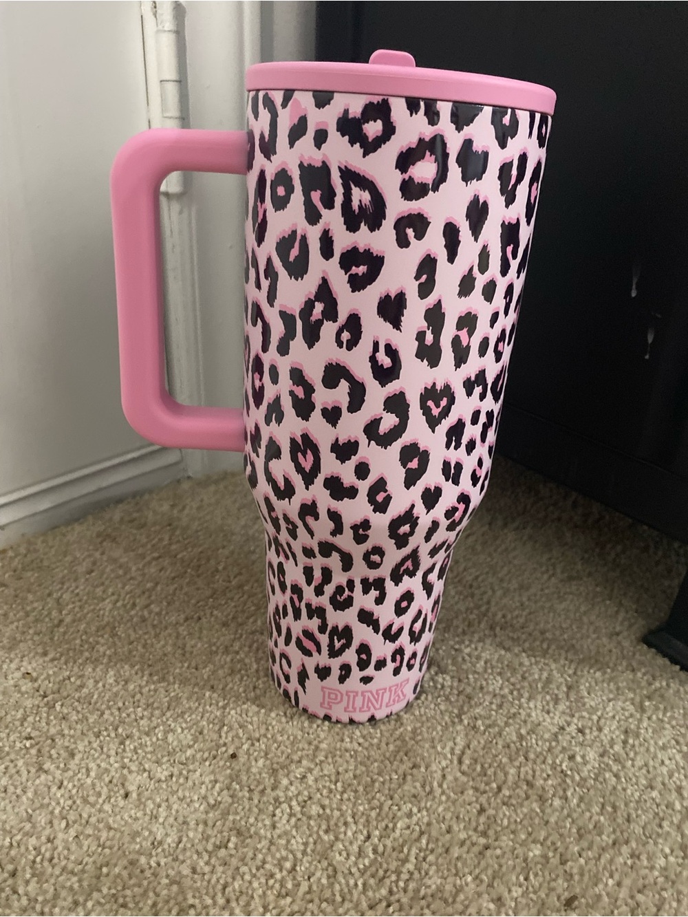 Vs pink hydrojug